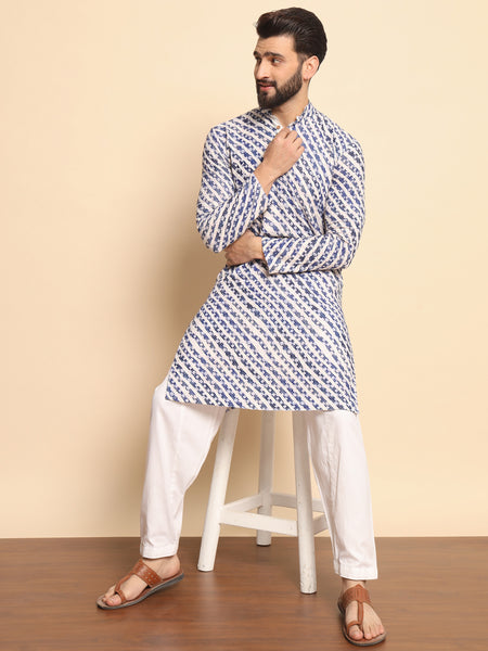 Aasmaan Embroidered Kurta