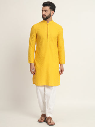 Shiddat Embroidered Kurta