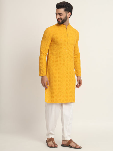 Bhaane Embroidered Kurta