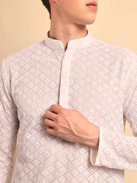 Shvetah Embroidered Sequence Kurta