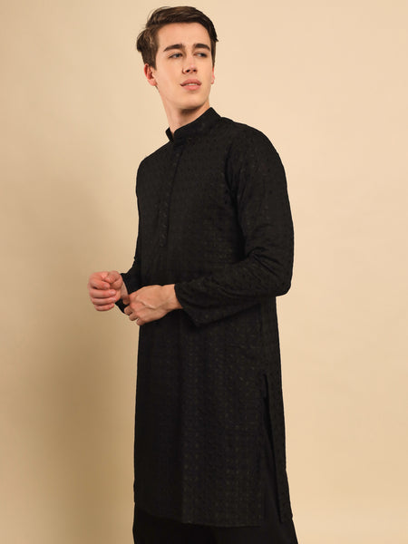 Ananth Embroidered Kurta