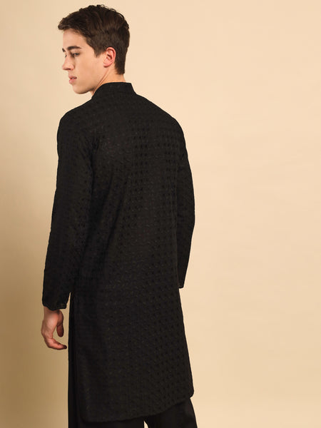 Ananth Embroidered Kurta
