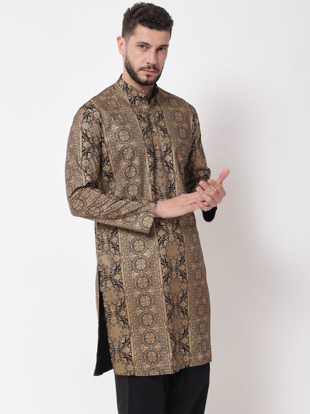 Nazaakat Kurta
